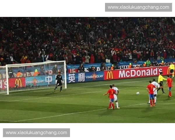 Nike助力世界杯赛场展现激情与创新 引领运动品牌新时代